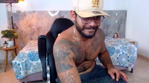 hanz_col online show from 01/15/26, 03:38