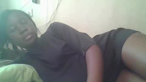 happy_dimple online show from 09/22/25, 12:18