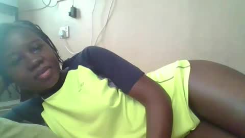 happy_dimple online show from 09/25/25, 11:58