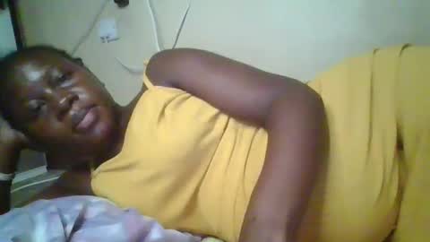 happy_dimple online show from 11/22/25, 08:52