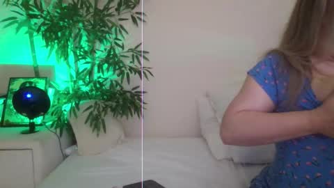 HappyAlice online show from 10/17/25, 05:54