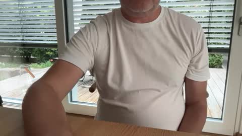 Snapshot of happybugger chatting on 06/07/26, 11:47 Cum for you online show from 06/07/26, 11:47