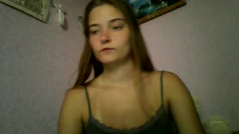 happyemily  online show from 10/29/25, 11:56