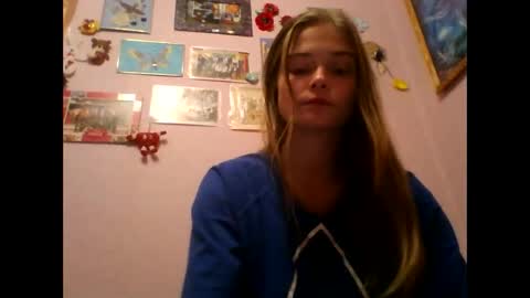 happyemily  online show from 11/17/25, 09:09