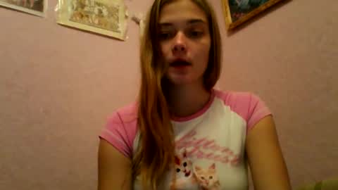 happyemily  online show from 12/21/25, 05:09