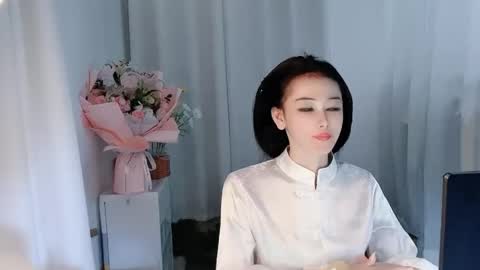 Snapshot of happyflower802318 chatting on 04/27/26, 03:32 Daisy online show from 04/27/26, 03:32