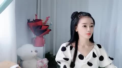 Snapshot of happyflower802318 chatting on 05/31/26, 02:31 Daisy online show from 05/31/26, 02:31