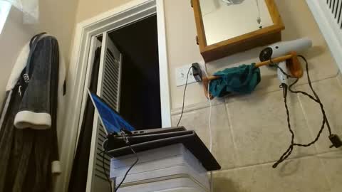 Jhonassmann12 online show from 10/31/25, 05:25