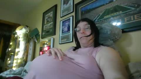 happynpregnantmi online show from 05/03/26, 06:47