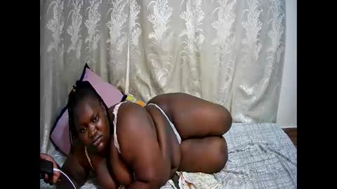 happysonia online show from 10/18/25, 06:48