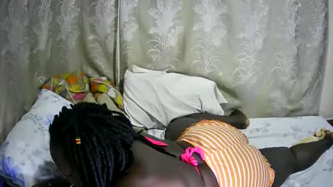 Snapshot of happysonia chatting on 05/17/26, 11:12 happysonia online show from 05/17/26, 11:12