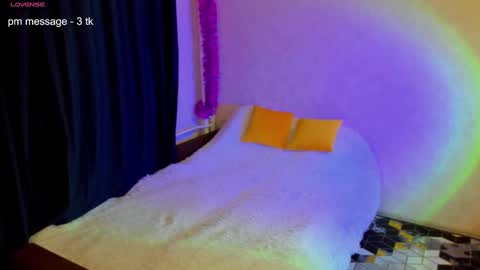 Stephanie online show from 02/15/25, 11:47