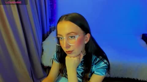 Stephanie online show from 01/14/26, 07:19