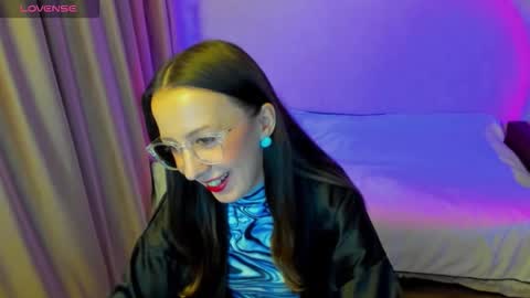 Stephanie online show from 02/15/26, 05:53