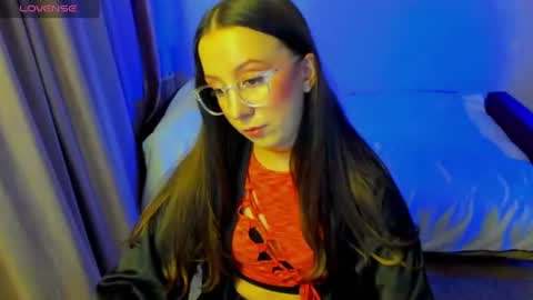 Stephanie online show from 06/18/26, 07:18