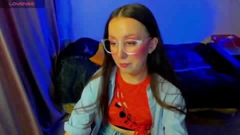 Stephanie online show from 06/22/26, 06:05
