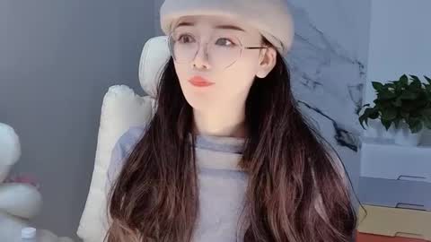 Daisy online show from 12/19/24, 04:13