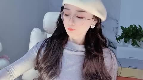 Daisy online show from 12/22/24, 04:06