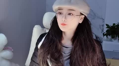 Daisy online show from 12/22/24, 02:06