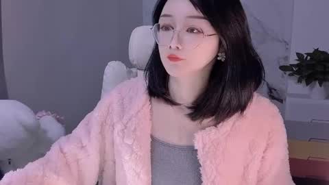 Daisy online show from 01/18/25, 03:05