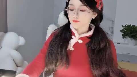 Daisy online show from 02/21/25, 02:48