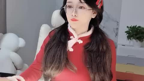 Daisy online show from 02/21/25, 05:53