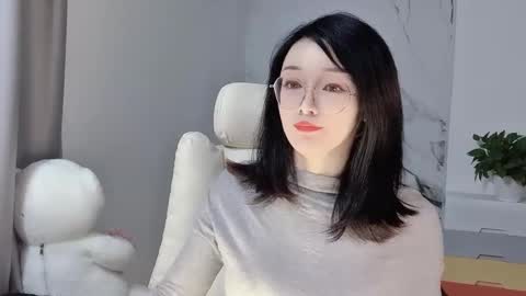 Daisy online show from 02/27/25, 05:04