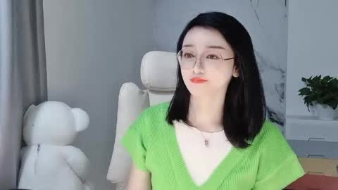 Daisy online show from 03/12/25, 03:24