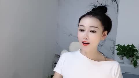 Daisy online show from 09/18/25, 04:47