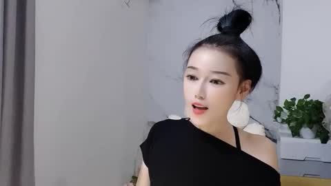 happysweety1688 online show from 10/12/25, 04:28