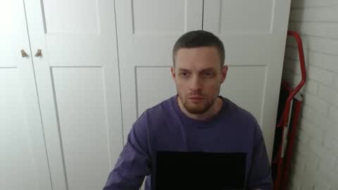 Snapshot of happyvelvetpaw chatting on 01/17/26, 11:04 happyvelvetpaw online show from 01/17/26, 11:04