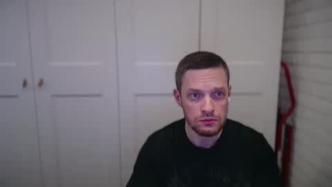 Snapshot of happyvelvetpaw chatting on 04/13/26, 02:28 happyvelvetpaw online show from 04/13/26, 02:28