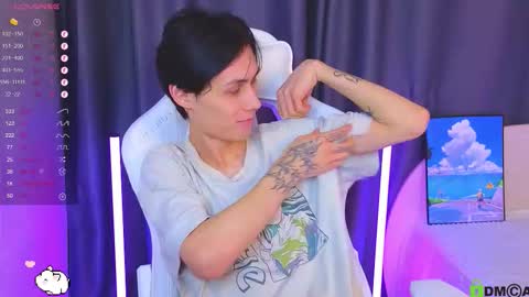 Mark online show from 12/04/25, 07:44