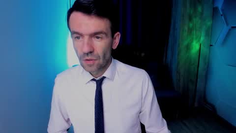 Steve online show from 10/27/25, 03:32