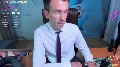 Steve online show from 07/12/26, 01:02