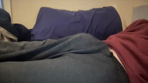 Snapshot of hardandhorny145 chatting on 12/23/24, 09:18 hardandhorny145 online show from 12/23/24, 09:18