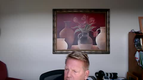 Snapshot of hardblondcouplehawaii chatting on 11/22/25, 12:42 Steele and Cassie online show from 11/22/25, 12:42