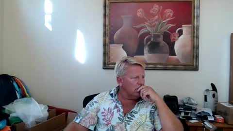 Snapshot of hardblondcouplehawaii chatting on 05/26/26, 01:12 Steele and Cassie online show from 05/26/26, 01:12