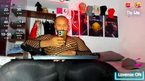 hardboy_latin online show from 11/16/25, 02:50