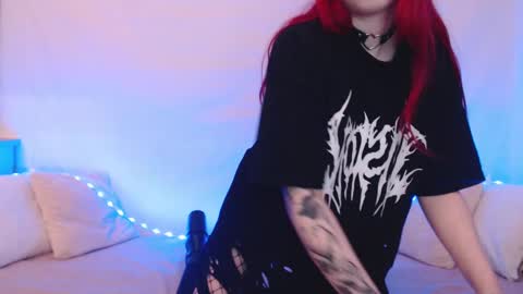 Snapshot of hardcore_x chatting on 12/15/24, 12:51 Emily online show from 12/15/24, 12:51