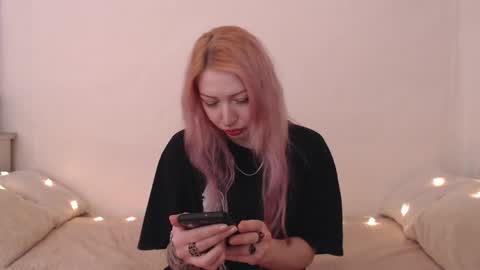 Emily online show from 03/21/26, 09:40