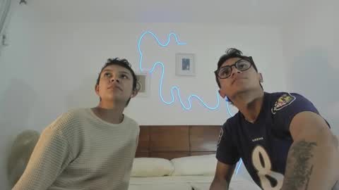 Snapshot of hardcoreheat_ind chatting on 02/26/26, 01:59 kade and demi independent models online show from 02/26/26, 01:59