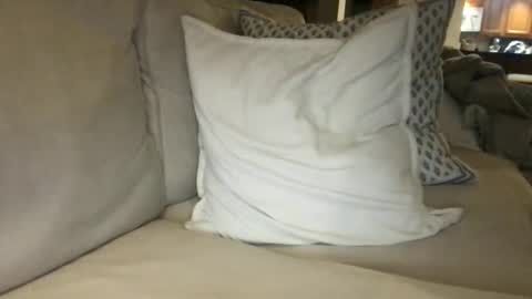 Snapshot of hardd218 chatting on 11/09/25, 05:06 hardd218 online show from 11/09/25, 05:06