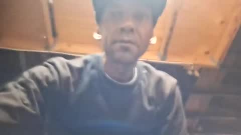 Snapshot of hardfux4fun chatting on 06/21/26, 10:34 hardfux4fun online show from 06/21/26, 10:34