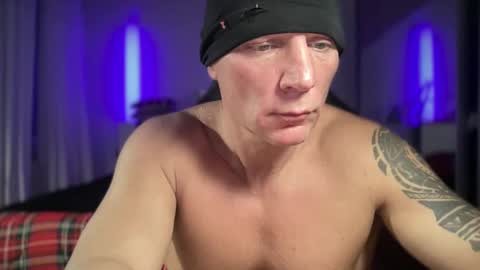 Snapshot of hardmattsteel chatting on 12/08/24, 01:14 MATTSTEEL - ITALIAN STALLION online show from 12/08/24, 01:14