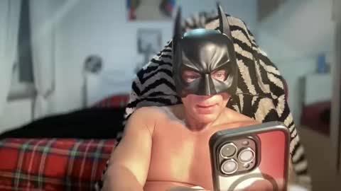 Snapshot of hardmattsteel chatting on 10/26/25, 04:02 MATTSTEEL - ITALIAN STALLION online show from 10/26/25, 04:02