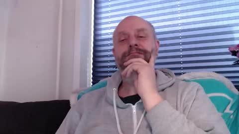 MrLazy online show from 02/14/26, 03:42