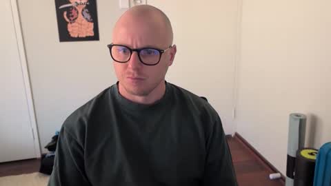 Stand Lee online show from 11/10/25, 02:32