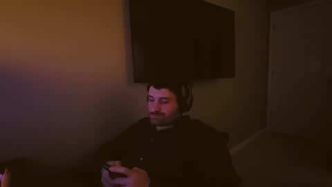 Snapshot of hardswtch chatting on 12/11/24, 11:43 Tom online show from 12/11/24, 11:43