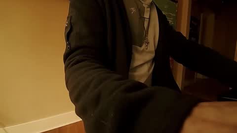 Snapshot of hardswtch chatting on 10/18/25, 10:54 Tom online show from 10/18/25, 10:54